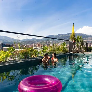 Patios Cool Living Hotel